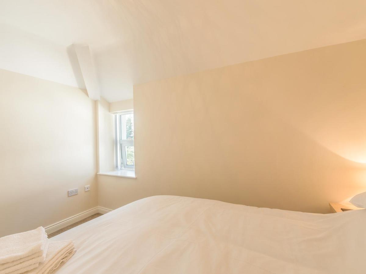 Apartment 4, 7 St Anns Apartments, ลันดิดโน ภายนอก รูปภาพ