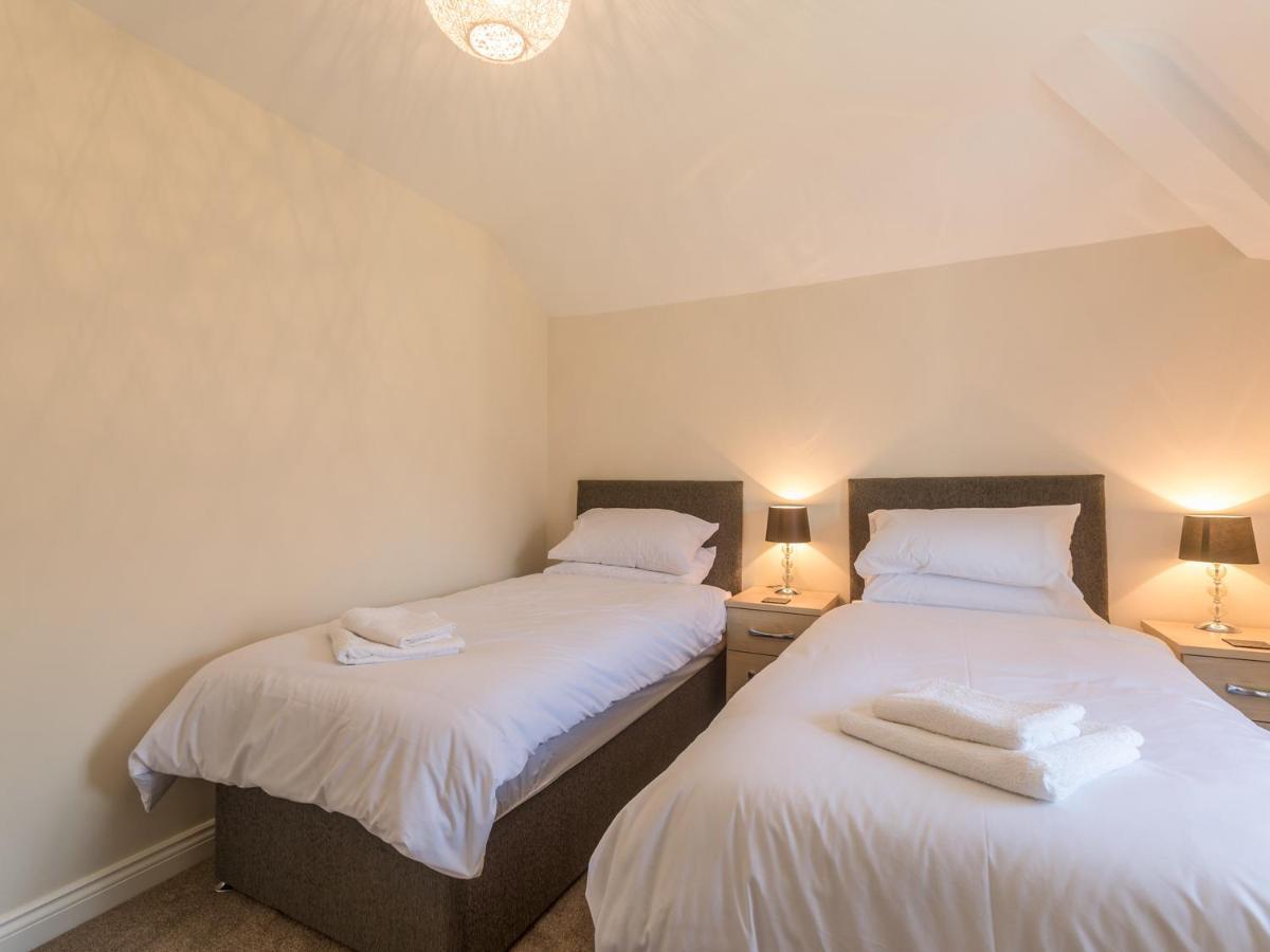 Apartment 4, 7 St Anns Apartments, ลันดิดโน ภายนอก รูปภาพ